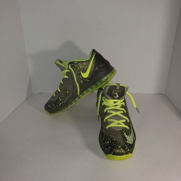 Lebron 11's pack - Picture 5 of 9